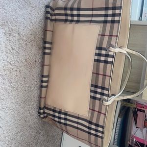 Burberry tote